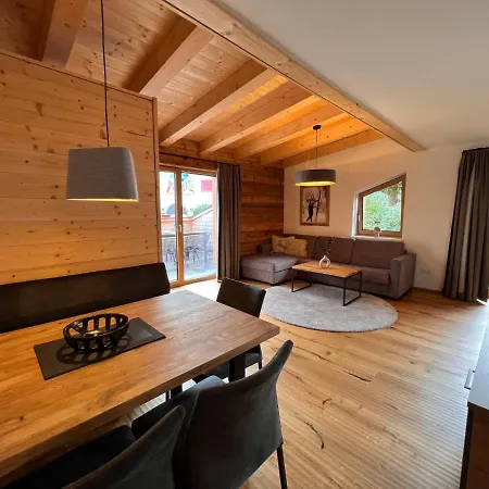 Penthouse Small 17 By Interhome דירה *
